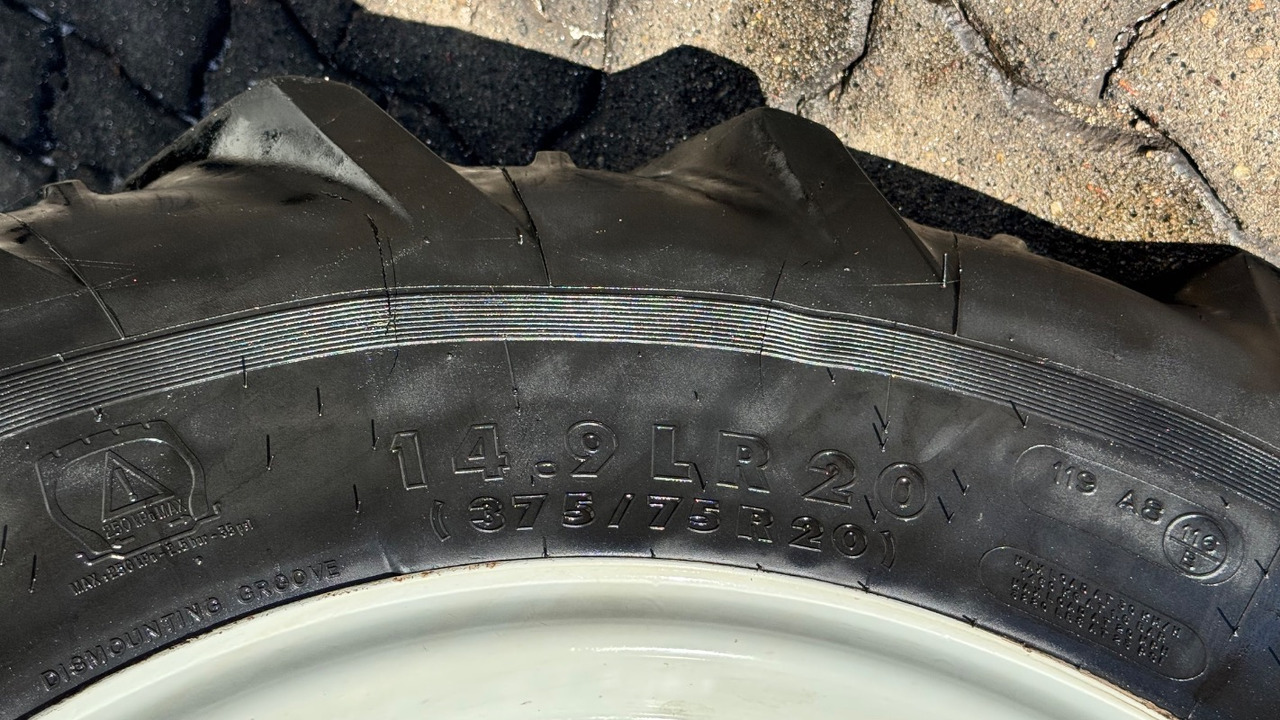 Steyr 4090 Kompakt - جرار: صور 5 Steyr 4090 Kompakt - جرار: صور 5