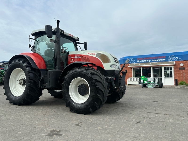 Steyr CVT 6205 - جرار: صور 1 Steyr CVT 6205 - جرار: صور 1