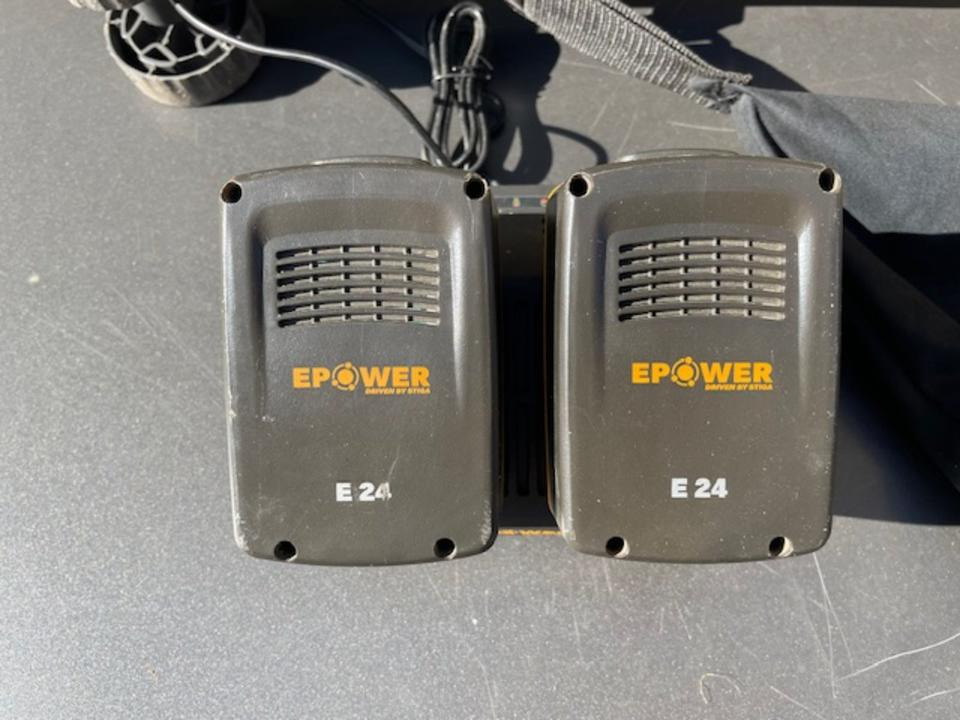 Laubsauger/-bläser Stiga - معدات الحدائق: صور 5 Laubsauger/-bläser Stiga - معدات الحدائق: صور 5