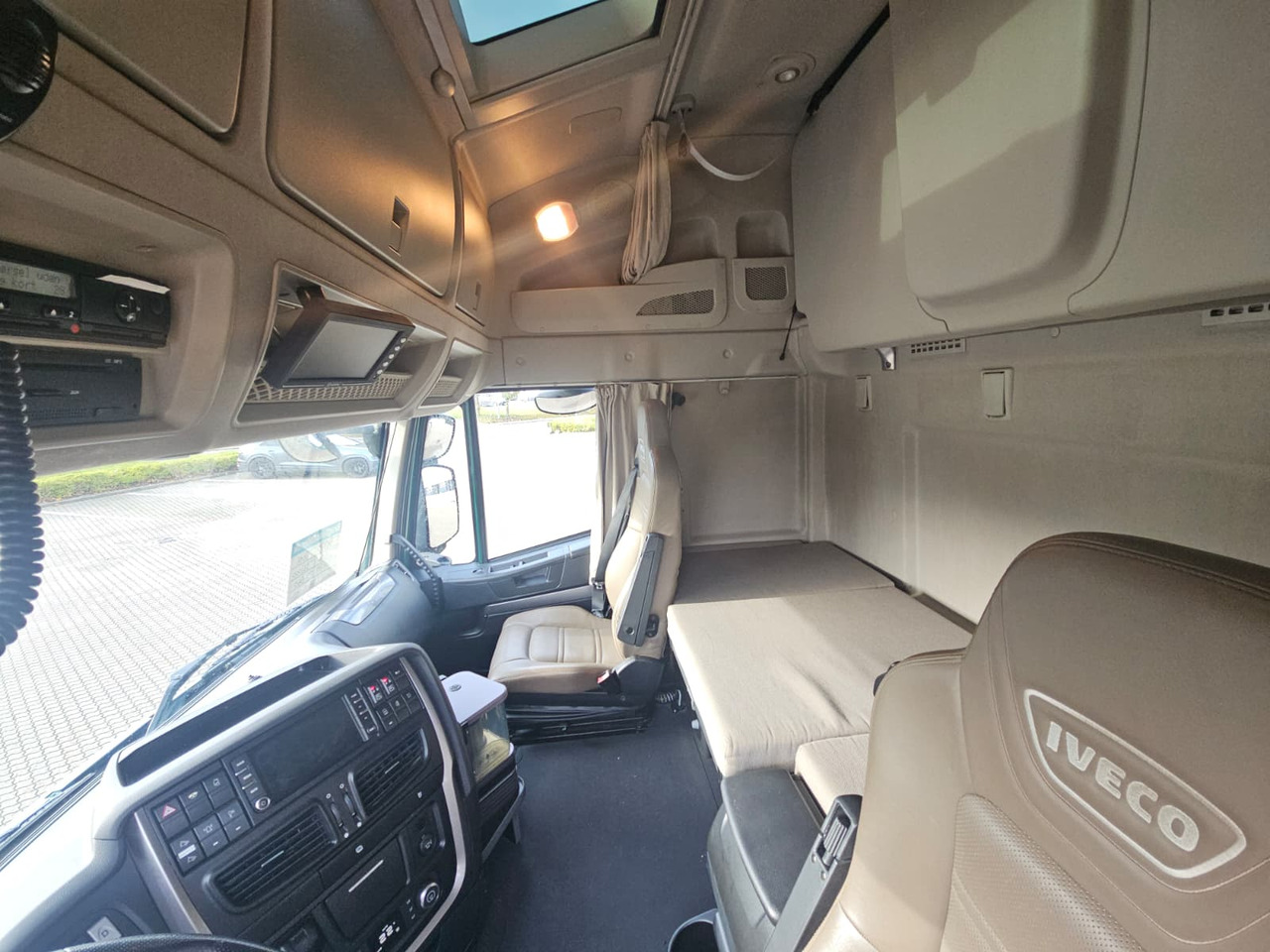 Iveco Stralis 560 6x4 - شاحنات الحاويات/ جسم علوي قابل للتغيير شاحنة: صور 5 Iveco Stralis 560 6x4 - شاحنات الحاويات/ جسم علوي قابل للتغيير شاحنة: صور 5