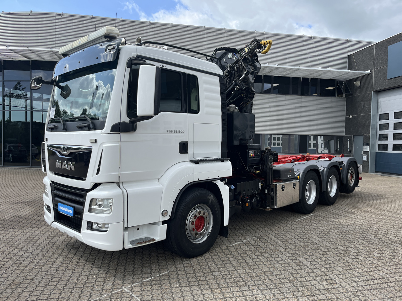 MAN TGS 35.500 8x4 - شاحنات الحاويات/ جسم علوي قابل للتغيير شاحنة, شاحنة كرين: صور 1 MAN TGS 35.500 8x4 - شاحنات الحاويات/ جسم علوي قابل للتغيير شاحنة, شاحنة كرين: صور 1