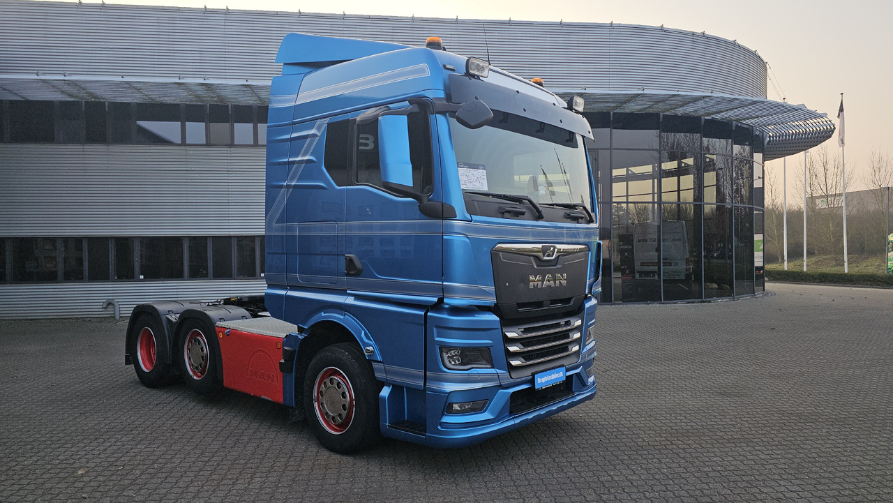 MAN TGX 26.510 - شاحنة جرار: صور 2 MAN TGX 26.510 - شاحنة جرار: صور 2