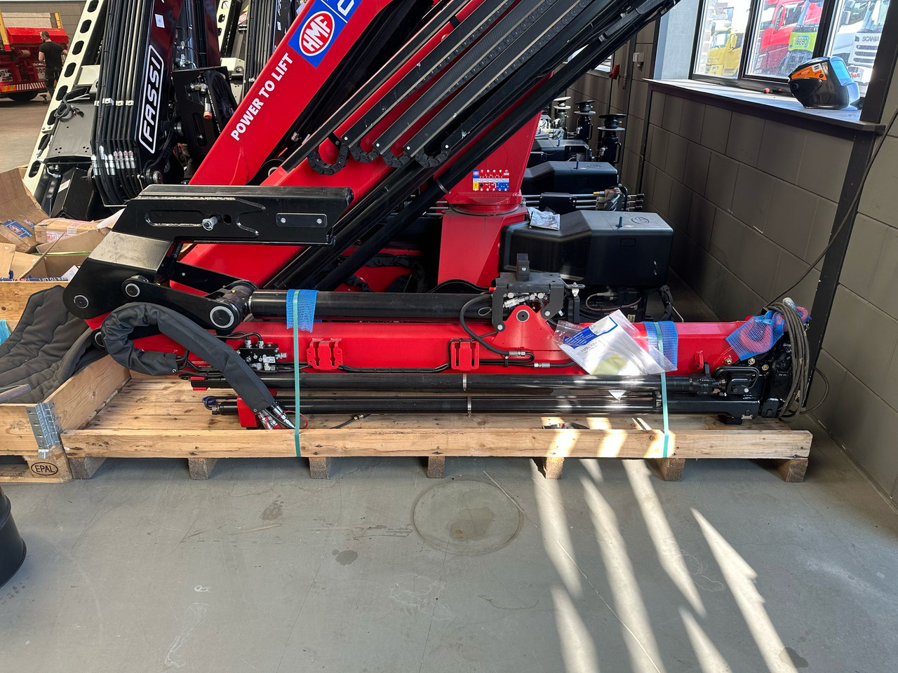 Mercedes Arocs 2653 6x4 40 T-mtr. - شاحنة جرار: صور 4 Mercedes Arocs 2653 6x4 40 T-mtr. - شاحنة جرار: صور 4