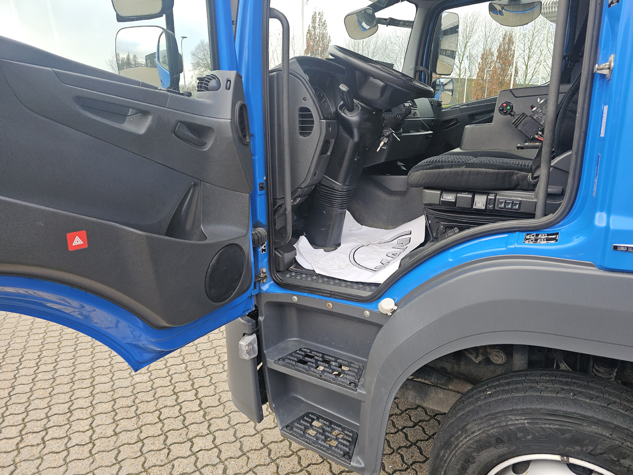 Mercedes Atego 1224 - شاحنات الحاويات/ جسم علوي قابل للتغيير شاحنة: صور 5 Mercedes Atego 1224 - شاحنات الحاويات/ جسم علوي قابل للتغيير شاحنة: صور 5