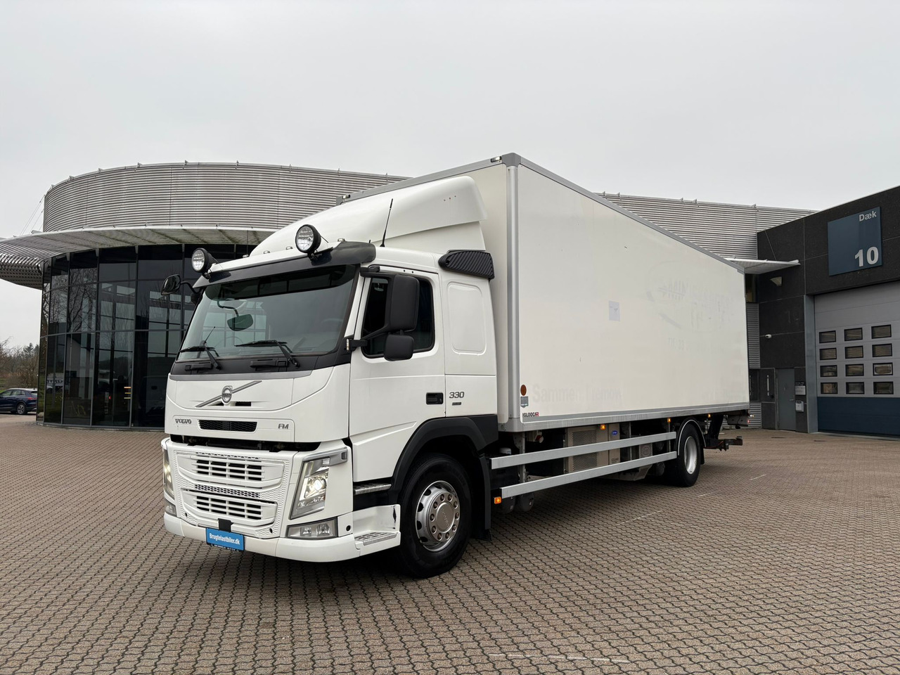Volvo FM330 - مبردة شاحنة: صور 1 Volvo FM330 - مبردة شاحنة: صور 1