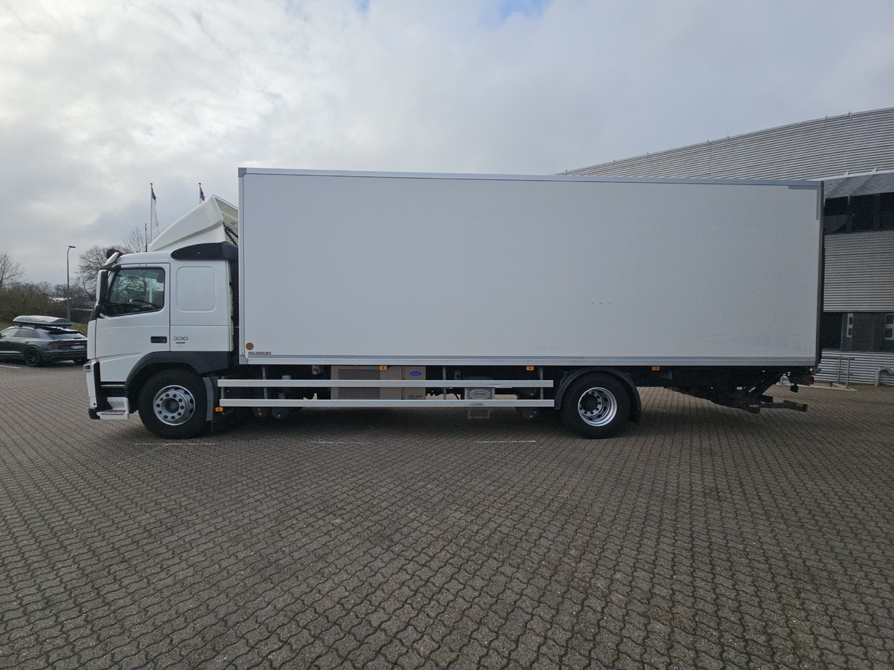 Volvo FM330 - مبردة شاحنة: صور 5 Volvo FM330 - مبردة شاحنة: صور 5