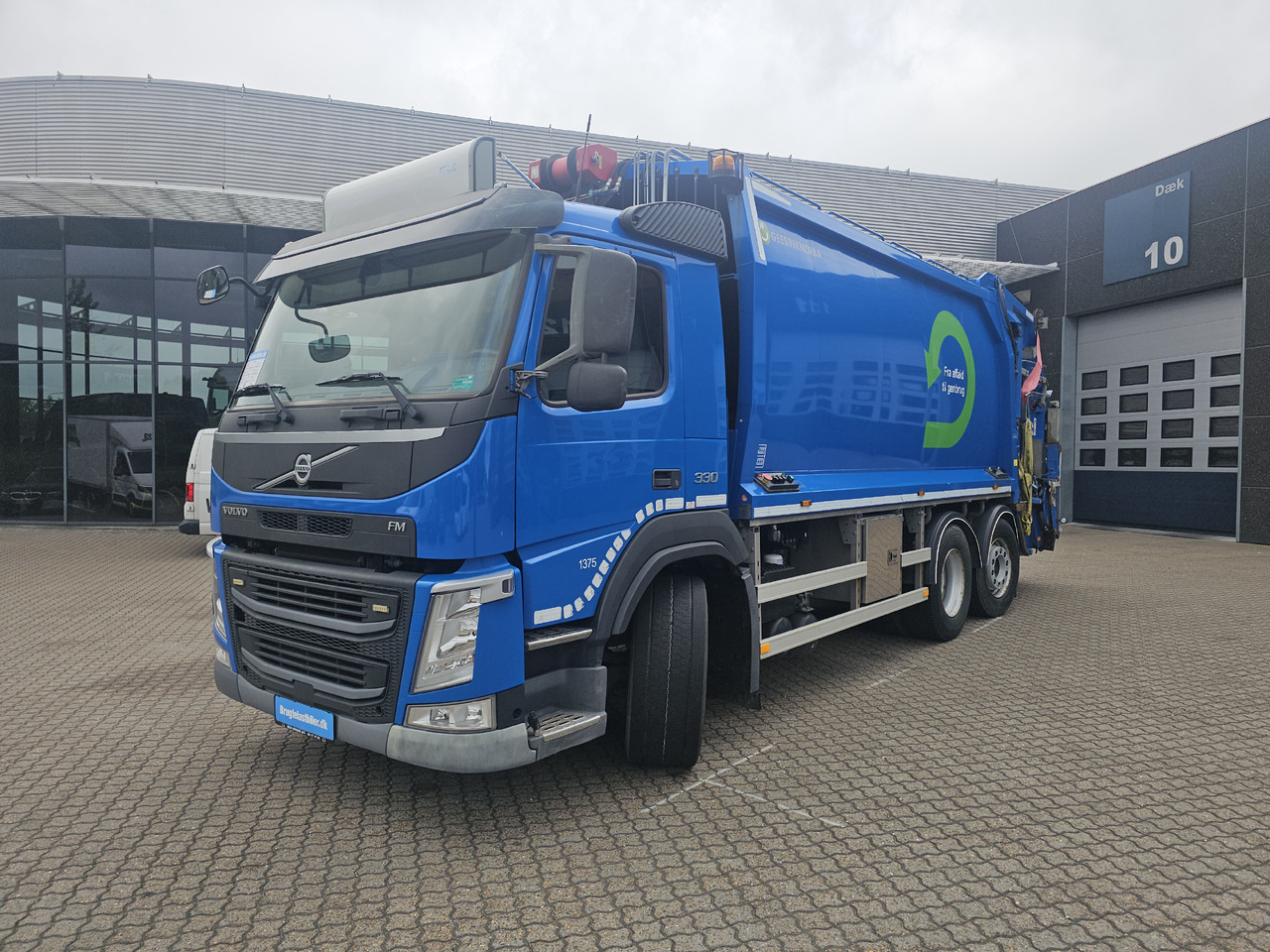 Volvo FM330 - شاحنة القمامة: صور 1 Volvo FM330 - شاحنة القمامة: صور 1