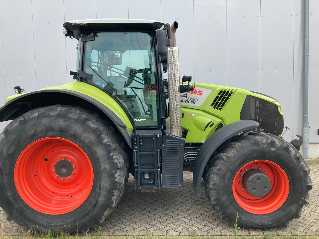 CLAAS AXION 840 - جرار: صور 4 CLAAS AXION 840 - جرار: صور 4