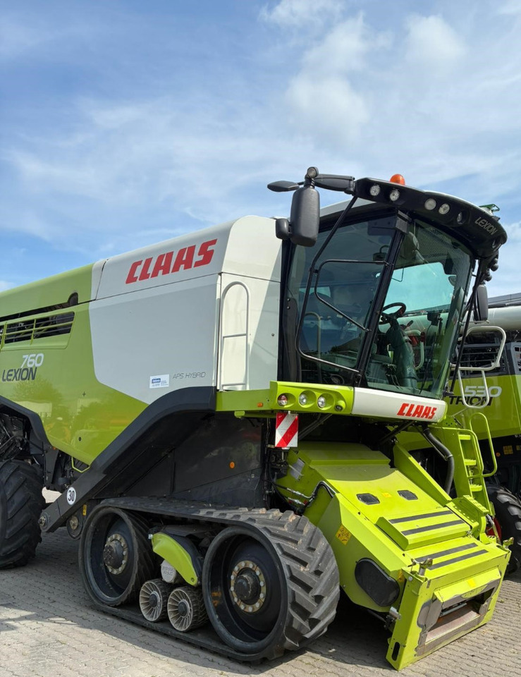 CLAAS Lexion 760TT - حصادة شاملة: صور 5 CLAAS Lexion 760TT - حصادة شاملة: صور 5