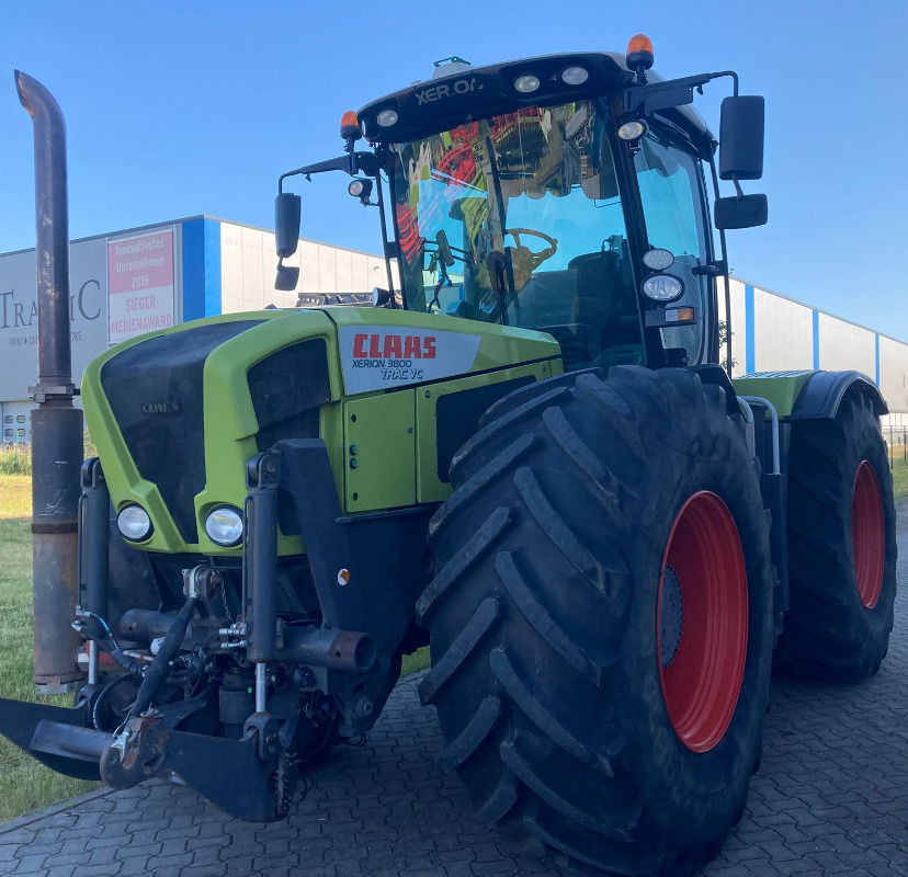 CLAAS Xerion 3800 TRAC VC - جرار: صور 3 CLAAS Xerion 3800 TRAC VC - جرار: صور 3