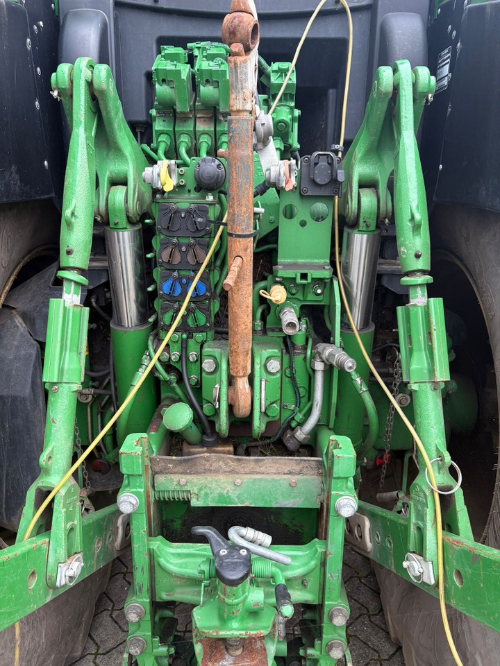 John Deere 6195R - جرار: صور 2 John Deere 6195R - جرار: صور 2