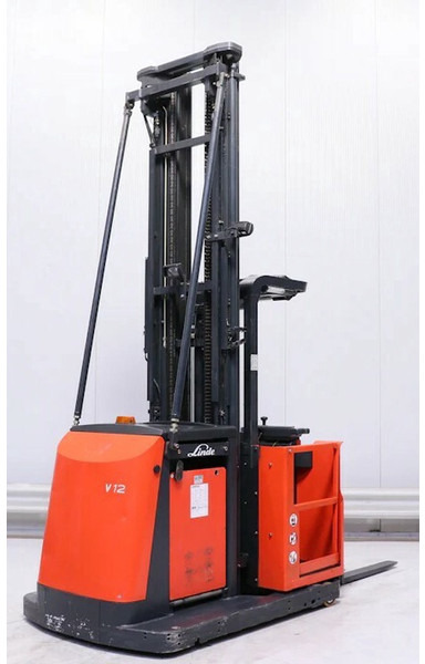 Linde V12 - رافعات ترتيب البضائع: صور 1 Linde V12 - رافعات ترتيب البضائع: صور 1