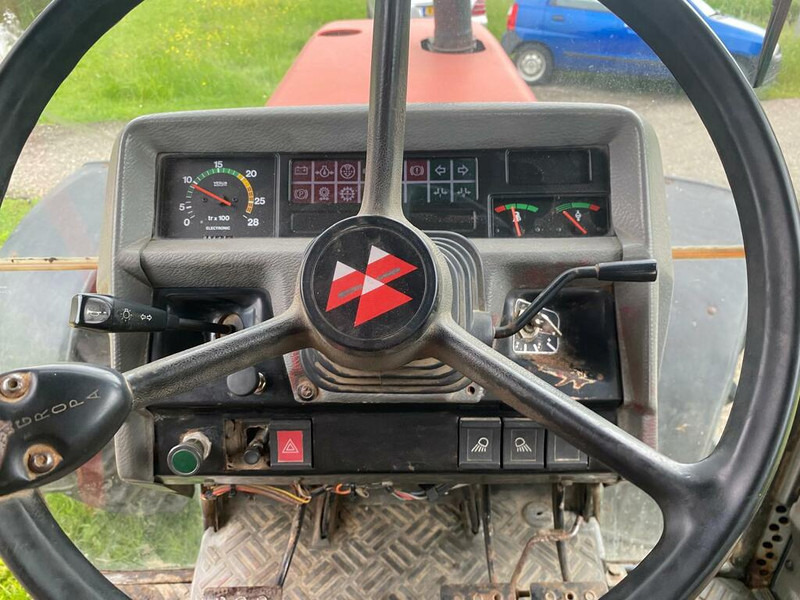 Massey Ferguson 3125 - جرار: صور 3 Massey Ferguson 3125 - جرار: صور 3