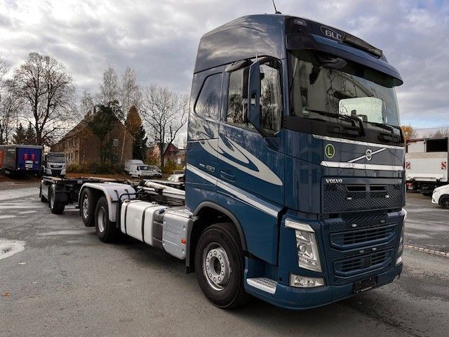 Volvo FH 460 Globetrotter Meiller Abrollkipper - شاحنة ذات الخطاف: صور 1 Volvo FH 460 Globetrotter Meiller Abrollkipper - شاحنة ذات الخطاف: صور 1