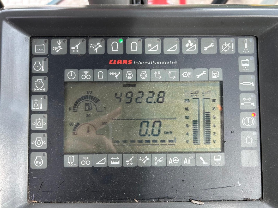 آلة حصاد CLAAS Jaguar 890: صور 22 آلة حصاد CLAAS Jaguar 890: صور 22