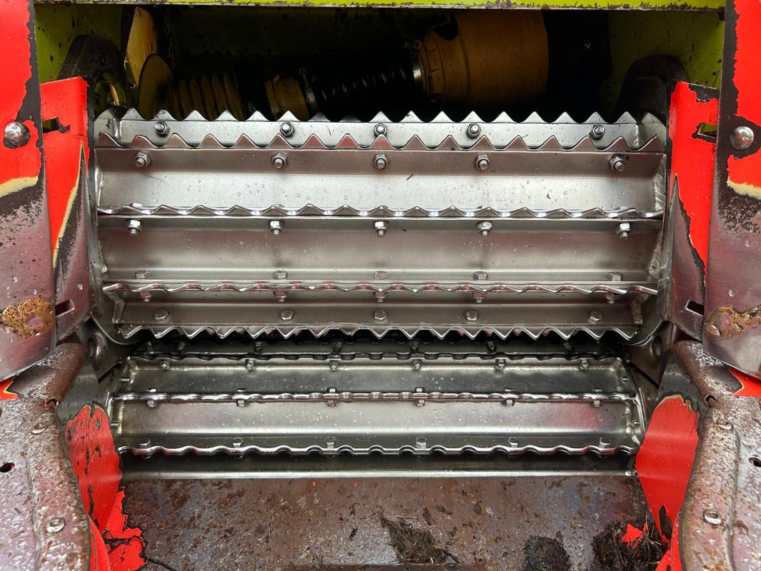 آلة حصاد CLAAS Jaguar 890: صور 31 آلة حصاد CLAAS Jaguar 890: صور 31