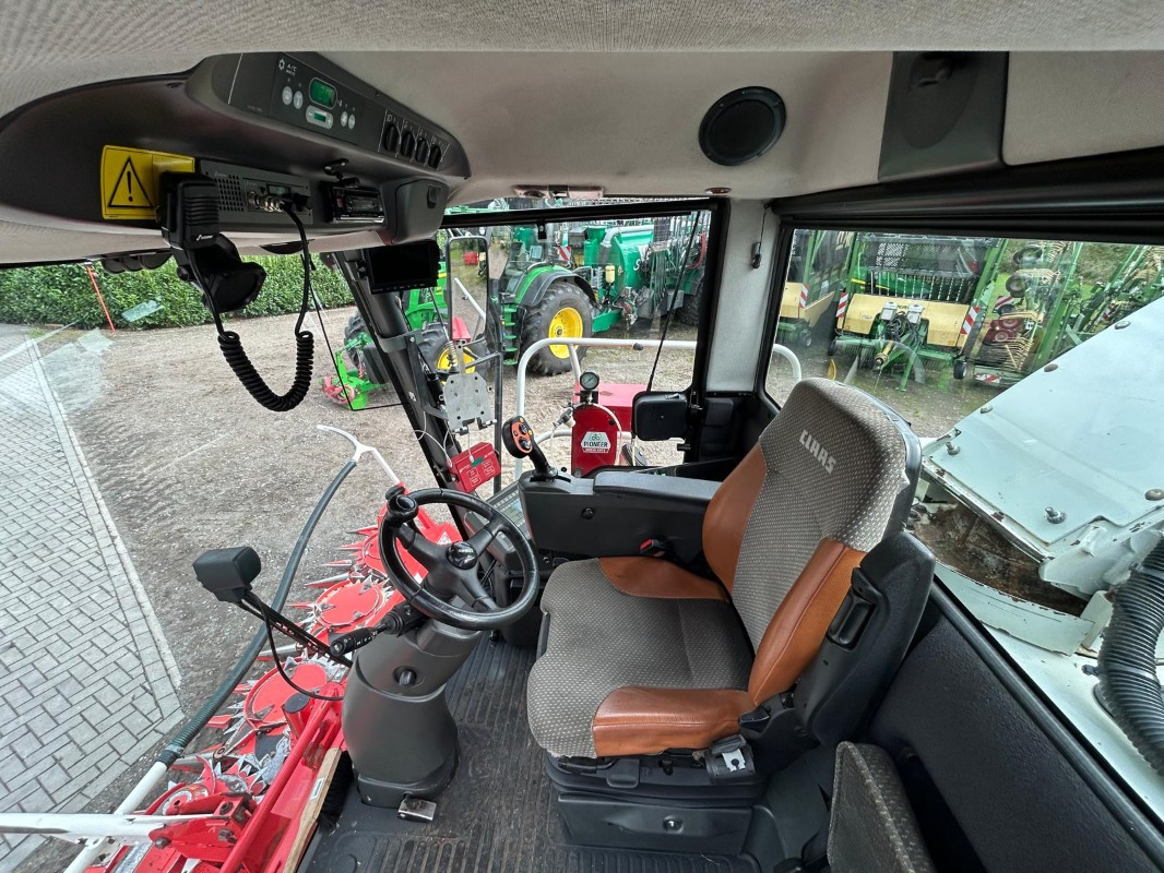 آلة حصاد CLAAS Jaguar 890: صور 19 آلة حصاد CLAAS Jaguar 890: صور 19