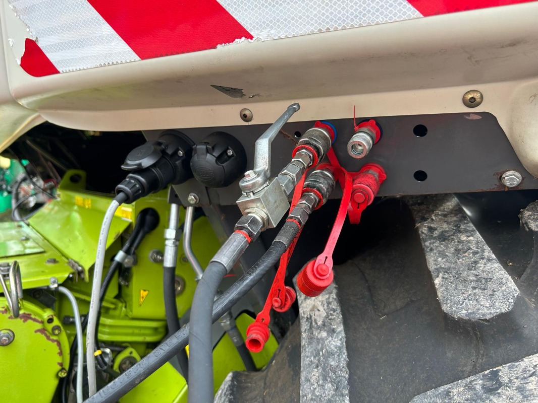 آلة حصاد CLAAS Jaguar 890: صور 34 آلة حصاد CLAAS Jaguar 890: صور 34