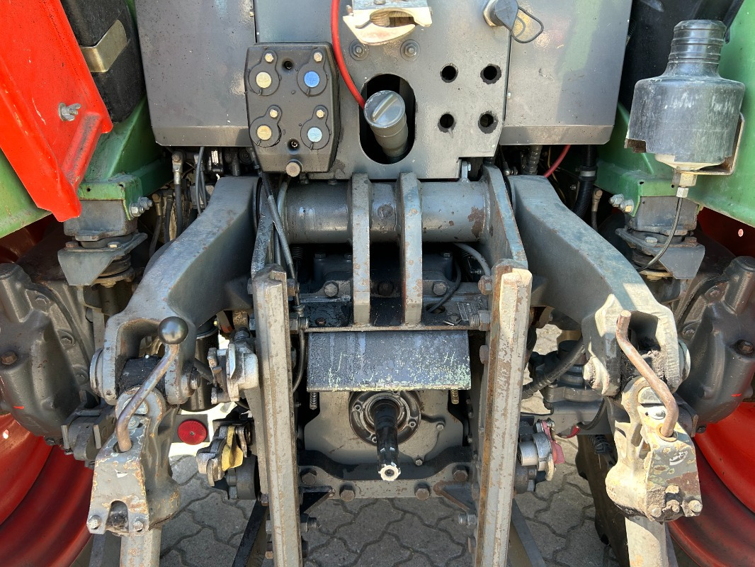 Fendt Farmer 310 - جرار: صور 4 Fendt Farmer 310 - جرار: صور 4