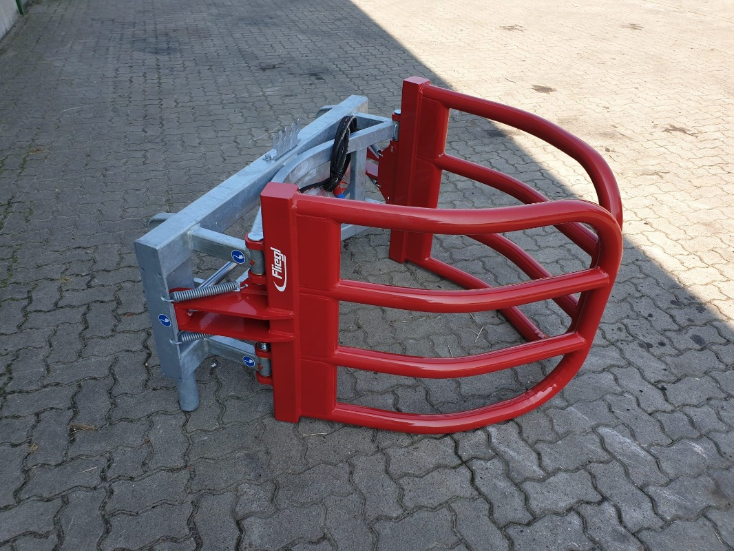Fliegl Ballenzange Profi-Combi **Sonderpreis** - ملحقات: صور 2 Fliegl Ballenzange Profi-Combi **Sonderpreis** - ملحقات: صور 2