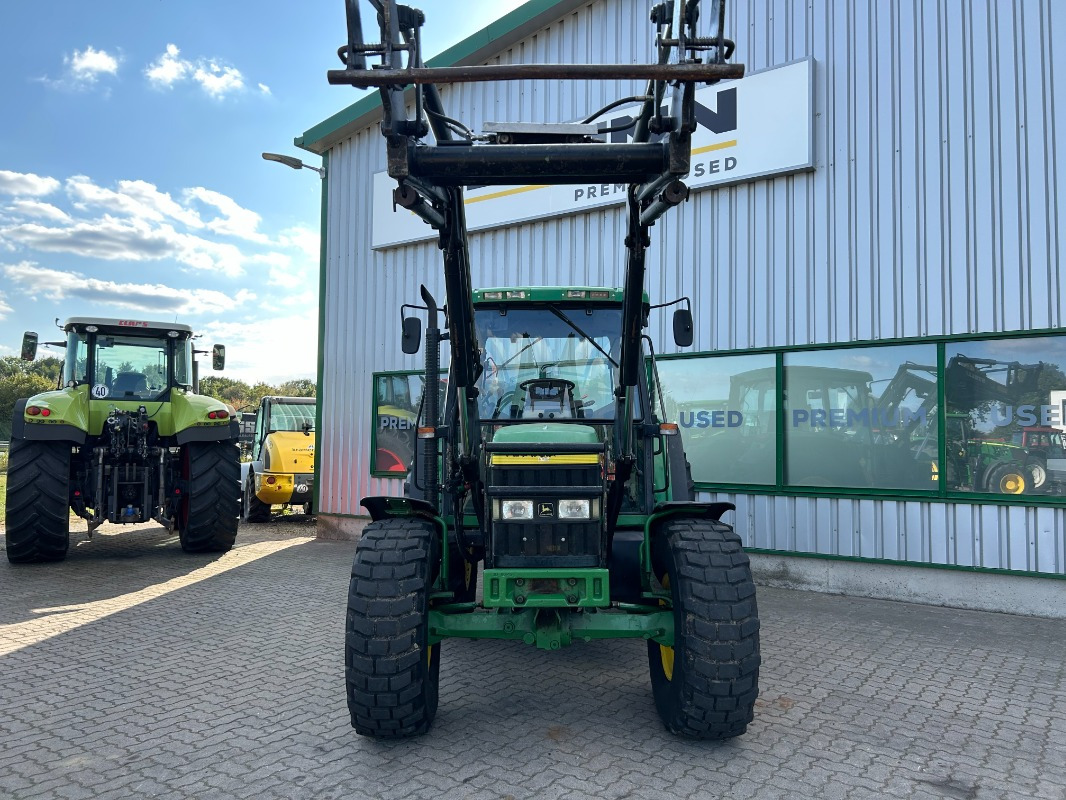 John Deere 6110 - جرار: صور 3 John Deere 6110 - جرار: صور 3