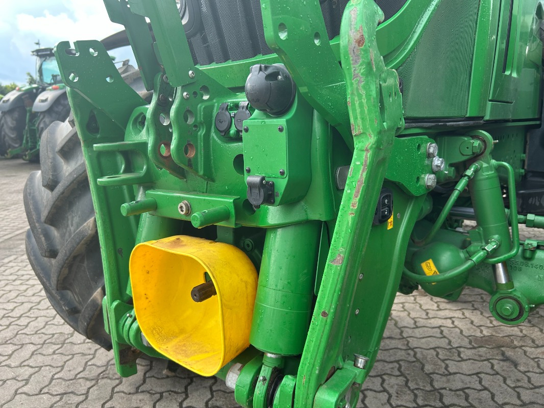 John Deere 6250R - جرار: صور 5 John Deere 6250R - جرار: صور 5