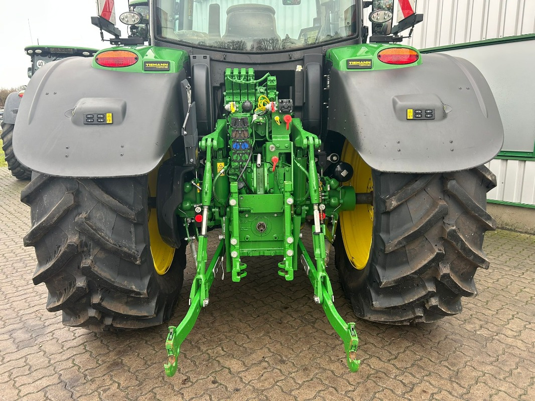 John Deere 6R 145 **MIETRÜCKLÄUFER** - جرار: صور 5 John Deere 6R 145 **MIETRÜCKLÄUFER** - جرار: صور 5
