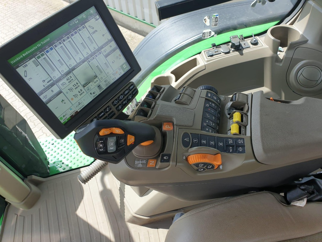 جرار John Deere 7R 330 **MIETRÜCKLÄUFER**: صور 11