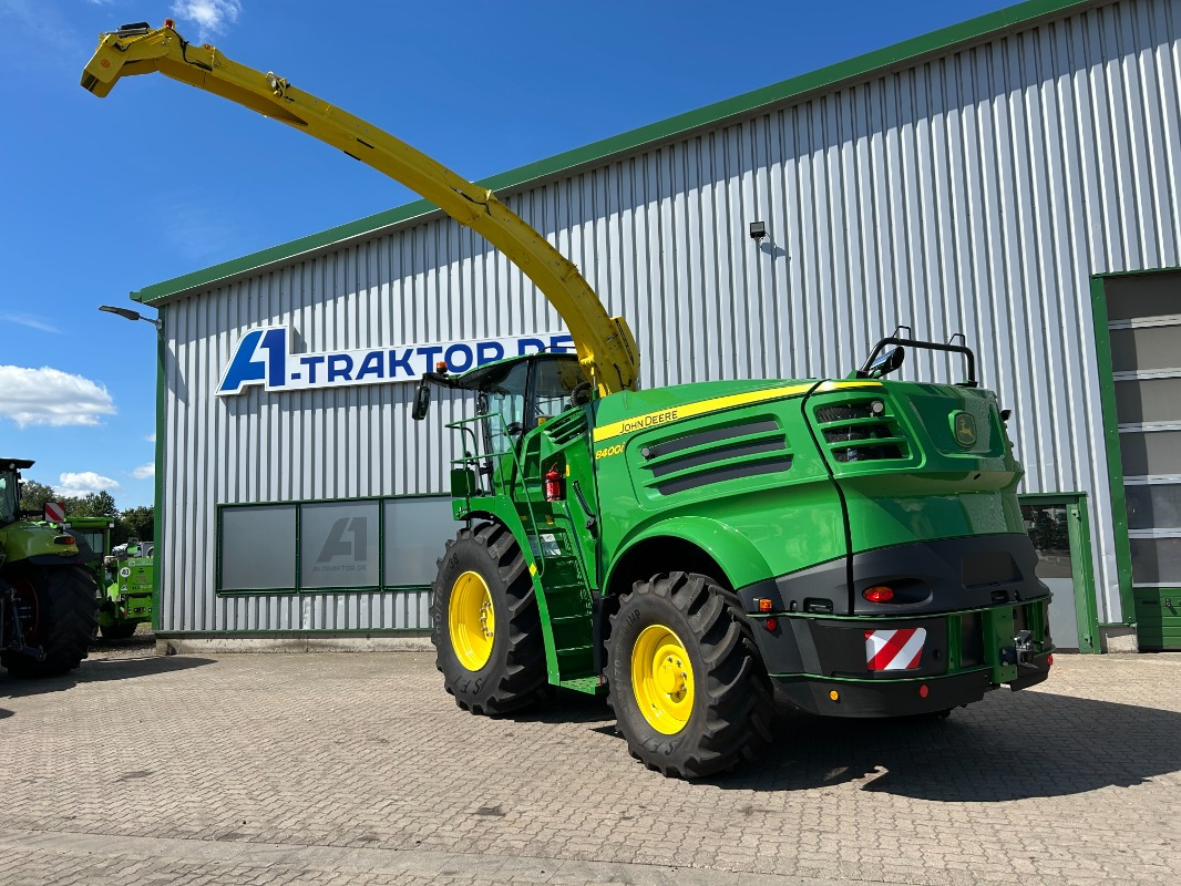 John Deere 8400i PREMIUM USED - آلة حصاد: صور 5 John Deere 8400i PREMIUM USED - آلة حصاد: صور 5