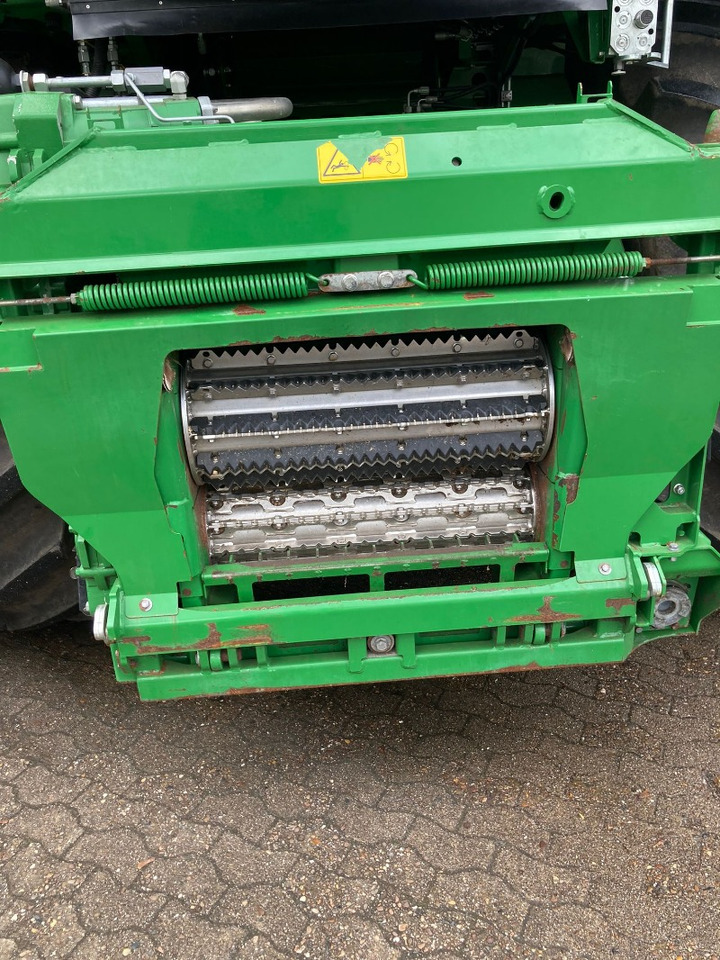 John Deere 9900 PRODRIVE 40 KM/H - آلة حصاد: صور 5 John Deere 9900 PRODRIVE 40 KM/H - آلة حصاد: صور 5