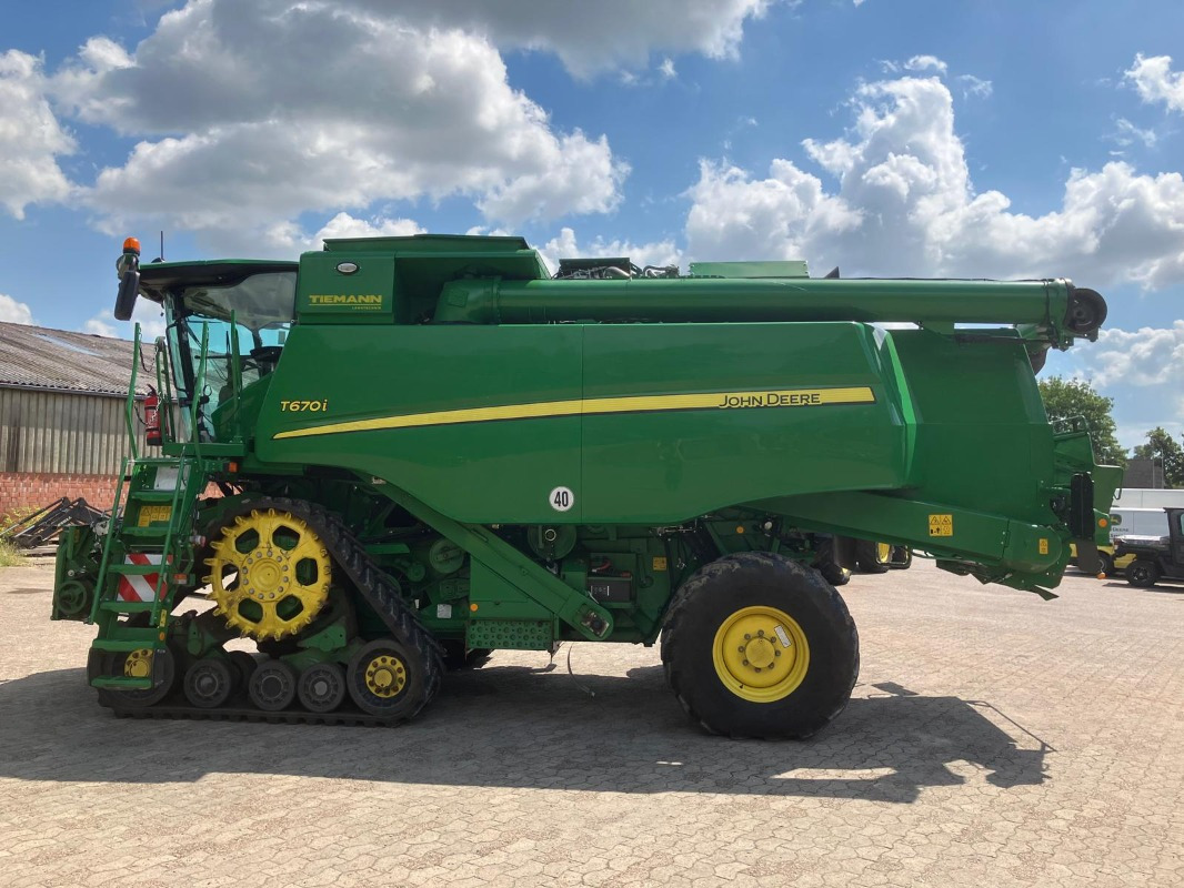 John Deere T670 - حصادة شاملة: صور 2 John Deere T670 - حصادة شاملة: صور 2