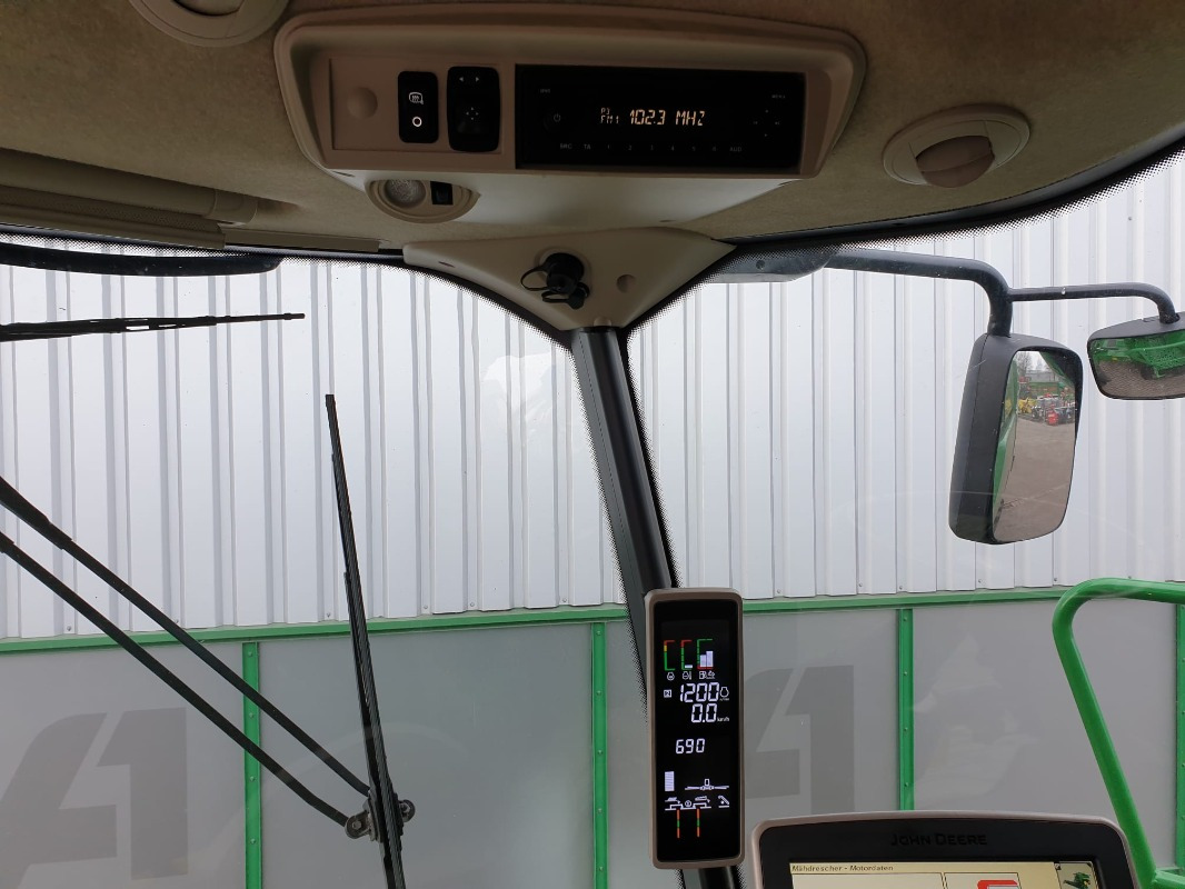 John Deere T670 - حصادة شاملة: صور 2 John Deere T670 - حصادة شاملة: صور 2