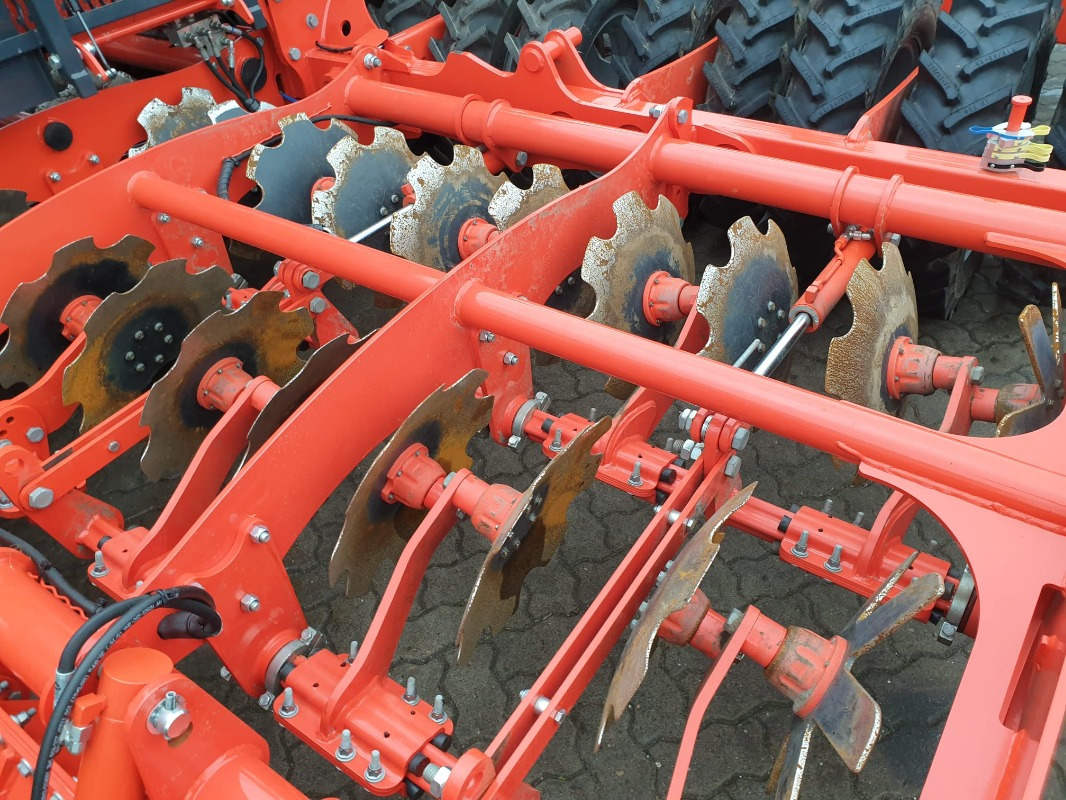 Kuhn ESPRO6000 - معدات بذار: صور 5 Kuhn ESPRO6000 - معدات بذار: صور 5
