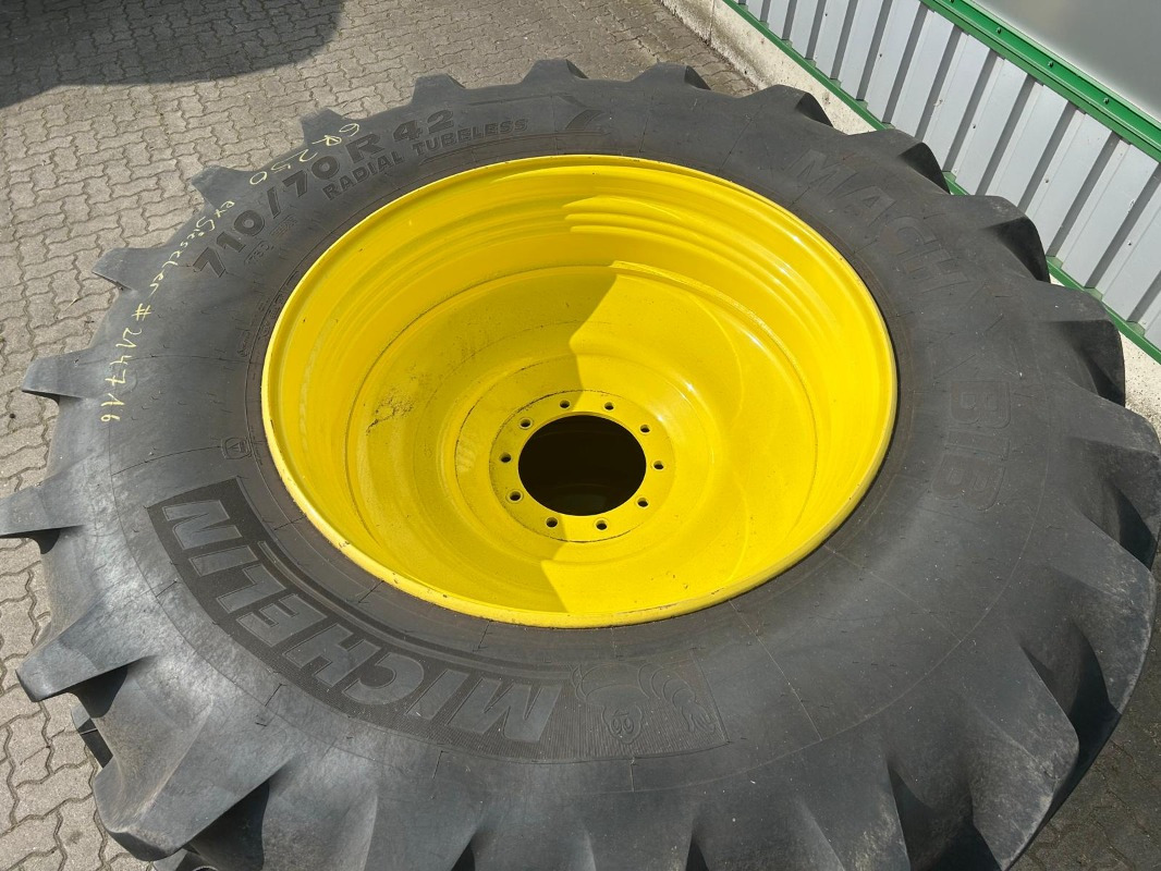 Michelin Kompletträder 710/70R42 600/70R30 - الإطارات - الآلات والماكينات الزراعية: صور 5 Michelin Kompletträder 710/70R42 600/70R30 - الإطارات - الآلات والماكينات الزراعية: صور 5