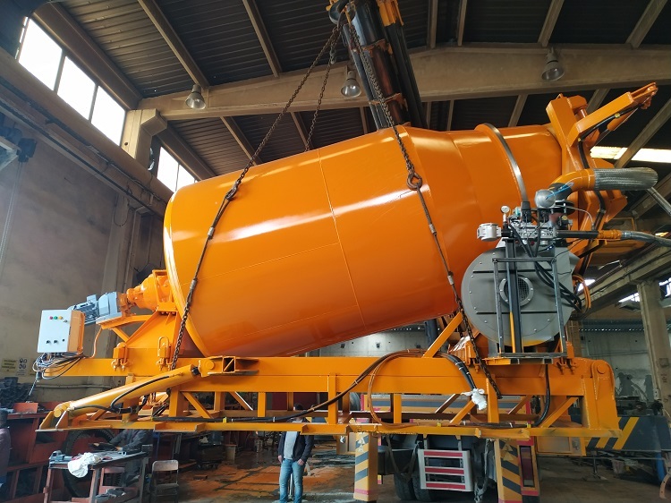 NT MAKINA ALUMINUM MELTING MIXER - حلة خرسانة: صور 5 NT MAKINA ALUMINUM MELTING MIXER - حلة خرسانة: صور 5