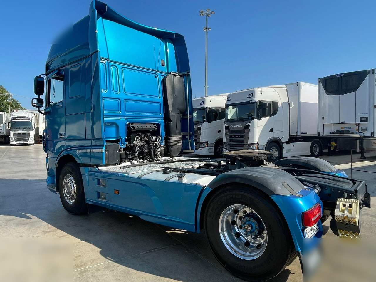 DAF XF105.510 - شاحنة جرار: صور 3 DAF XF105.510 - شاحنة جرار: صور 3
