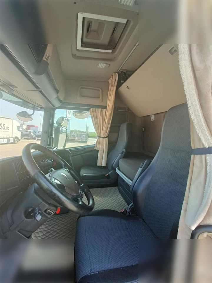 SCANIA R490 - شاحنة جرار: صور 5 SCANIA R490 - شاحنة جرار: صور 5