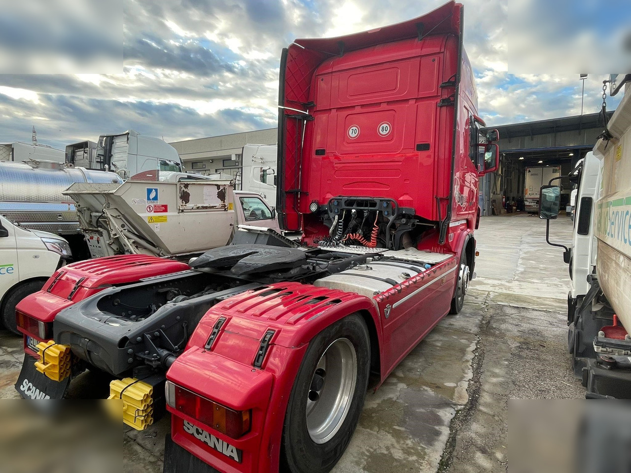SCANIA R560 - شاحنة جرار: صور 3 SCANIA R560 - شاحنة جرار: صور 3