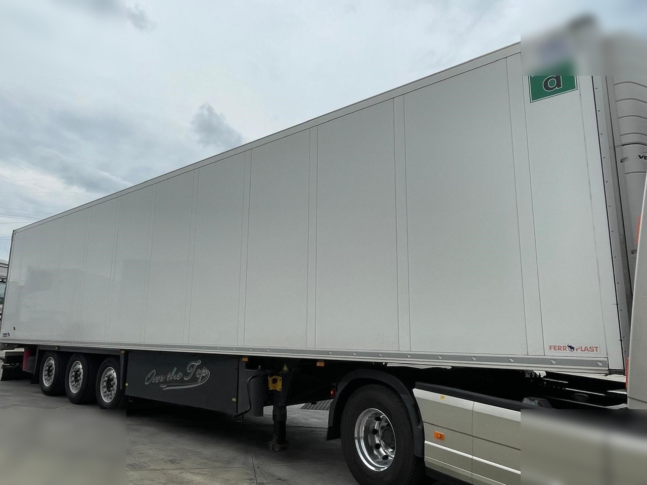 SCHMITZ CARGOBULL - مبردة نصف مقطورة: صور 5 SCHMITZ CARGOBULL - مبردة نصف مقطورة: صور 5