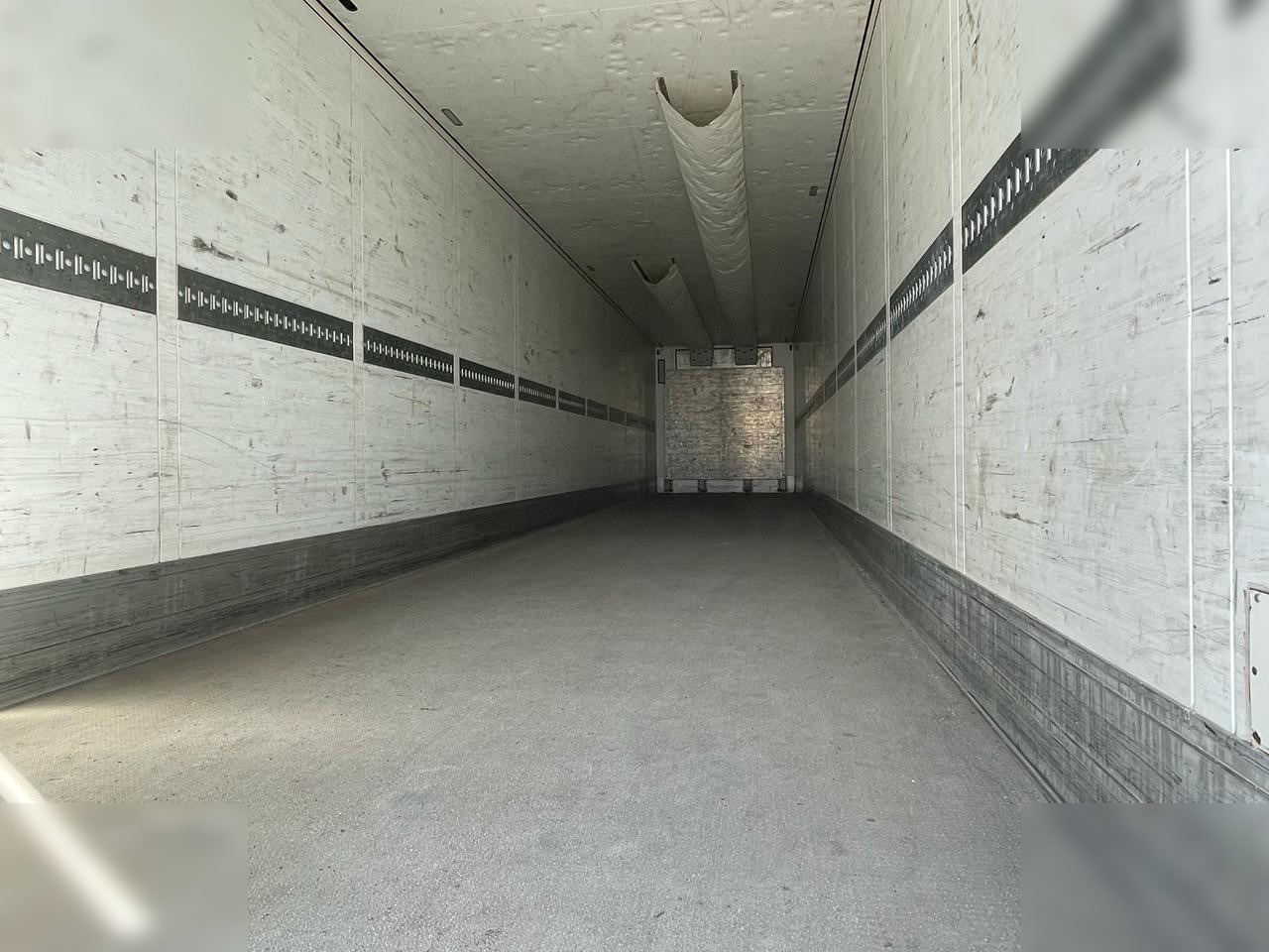 SCHMITZ CARGOBULL - مبردة نصف مقطورة: صور 3 SCHMITZ CARGOBULL - مبردة نصف مقطورة: صور 3