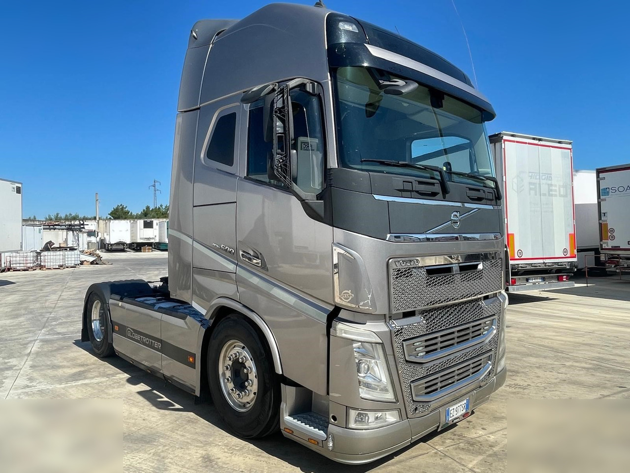 VOLVO FH500 - شاحنة جرار: صور 1 VOLVO FH500 - شاحنة جرار: صور 1
