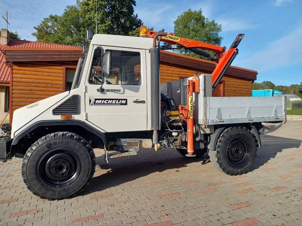 Unimog UNIMOG 4X4 - شاحنة كرين: صور 1 Unimog UNIMOG 4X4 - شاحنة كرين: صور 1