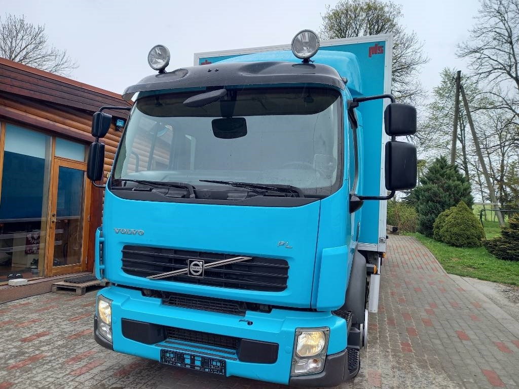 Volvo FL 240, 4x2, GW 16000 KG - بصندوق مغلق شاحنة: صور 4 Volvo FL 240, 4x2, GW 16000 KG - بصندوق مغلق شاحنة: صور 4
