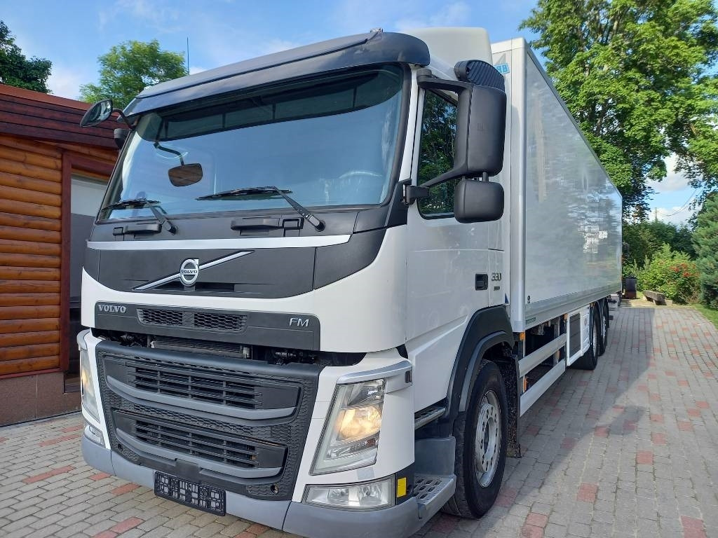Volvo FM 330, 6x2, CARRIER SUPRA 950 U - مبردة شاحنة: صور 2 Volvo FM 330, 6x2, CARRIER SUPRA 950 U - مبردة شاحنة: صور 2