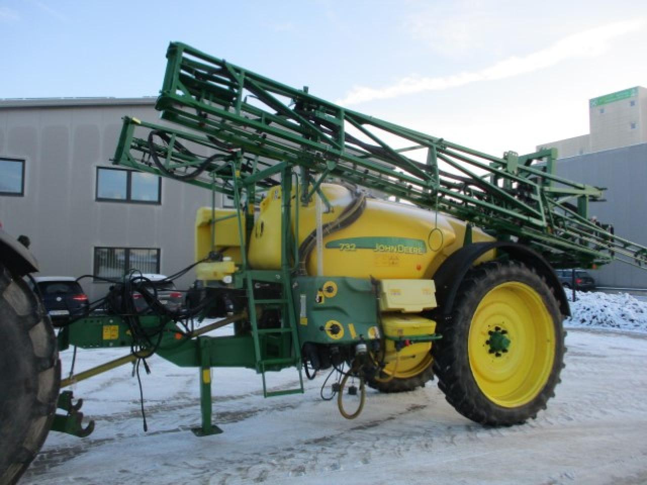 John Deere 732 - آلة الرش المقطورة: صور 1 John Deere 732 - آلة الرش المقطورة: صور 1