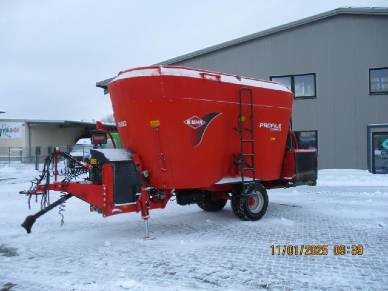 Kuhn Profile 2080 Compact - آلة خلط وتوزيع الأعلاف: صور 1 Kuhn Profile 2080 Compact - آلة خلط وتوزيع الأعلاف: صور 1