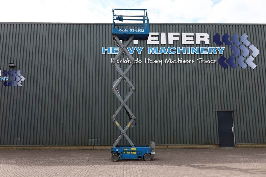 Genie GS1932 Electric, Working Height 7.8 m, 227kg Capac - رافعات مقصية: صور 3 Genie GS1932 Electric, Working Height 7.8 m, 227kg Capac - رافعات مقصية: صور 3