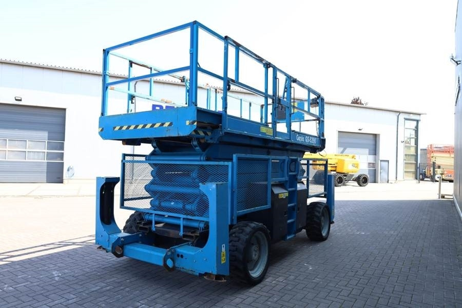 Genie GS5390 Diesel, 4x4 Drive, 18.15m Working Height, 6 - رافعات مقصية: صور 2 Genie GS5390 Diesel, 4x4 Drive, 18.15m Working Height, 6 - رافعات مقصية: صور 2