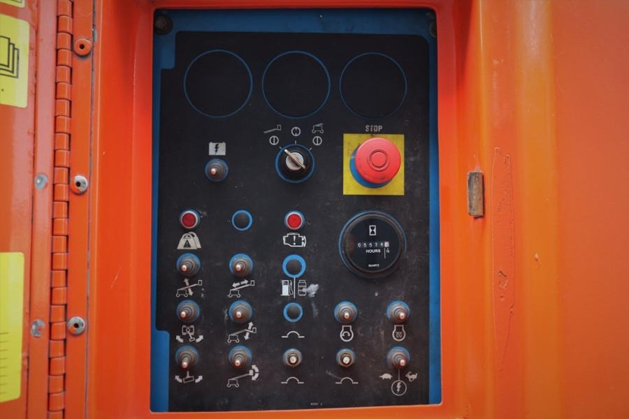 Genie S45 Valid inspection, Diesel, 4x4 Drive, 15.72 m W - رافعات سلة تلسكوبية: صور 4 Genie S45 Valid inspection, Diesel, 4x4 Drive, 15.72 m W - رافعات سلة تلسكوبية: صور 4