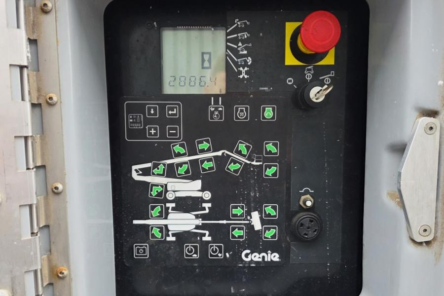 Genie ZX135/70 Diesel, 4x4x4 Drive, 43m Lifting Height, - رافعات سلة مفصلية: صور 4 Genie ZX135/70 Diesel, 4x4x4 Drive, 43m Lifting Height, - رافعات سلة مفصلية: صور 4